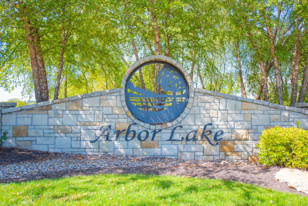 arbor lake entry monument lenexa ks